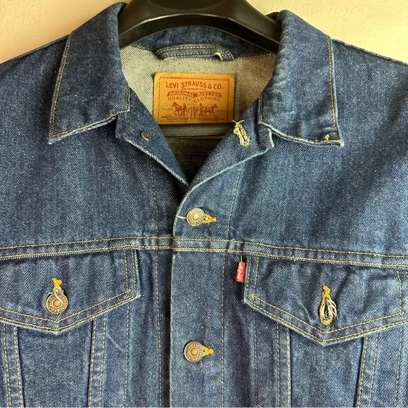 Levi Strauss & Co. Vintage Denim Trucker Jacket Sz 42 - Picture 2 of 12